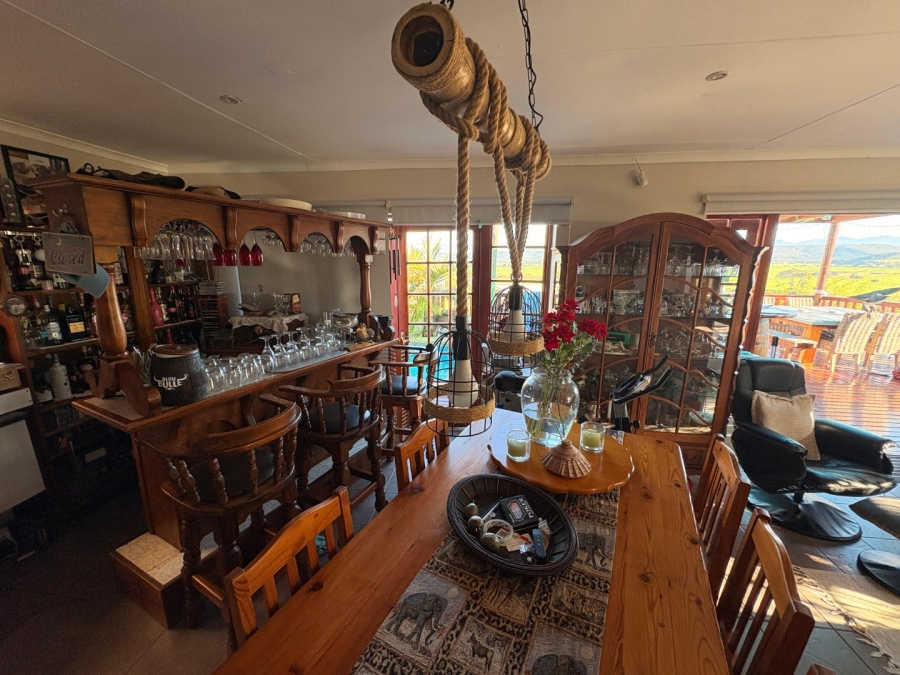 4 Bedroom Property for Sale in Fraaiuitsig Western Cape